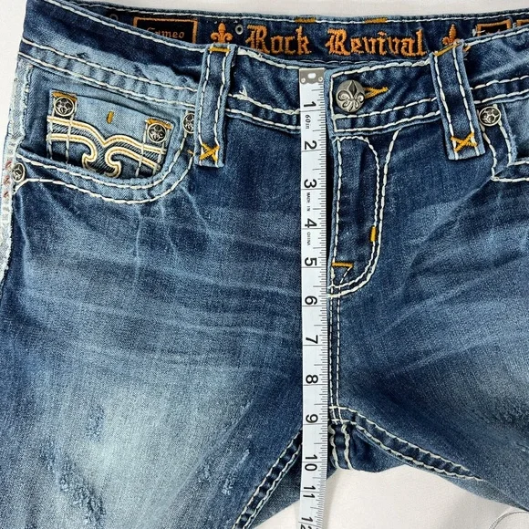 Super sexy Rock Revival Cameo Boot Cut Jeans Size 31